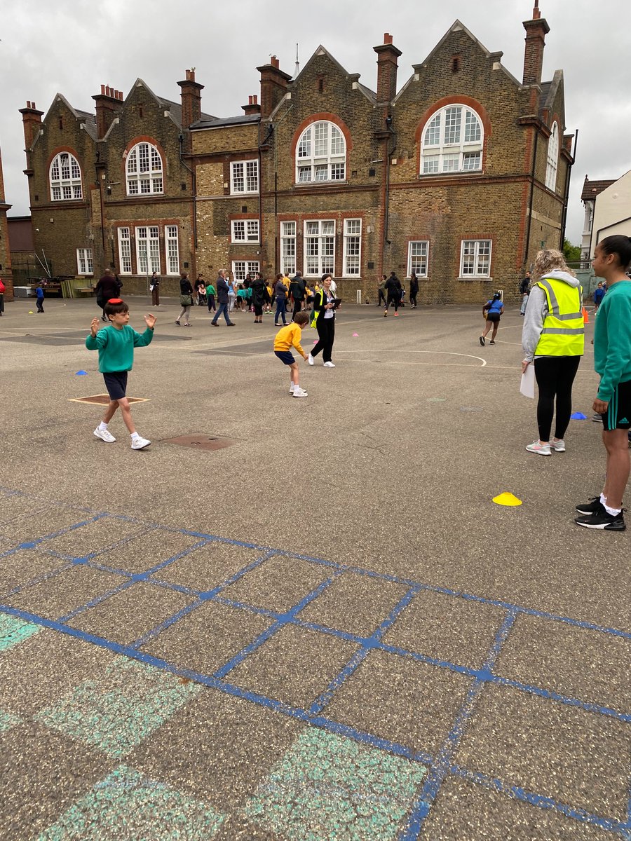 The Priory Primary School Wimbledon tweet media