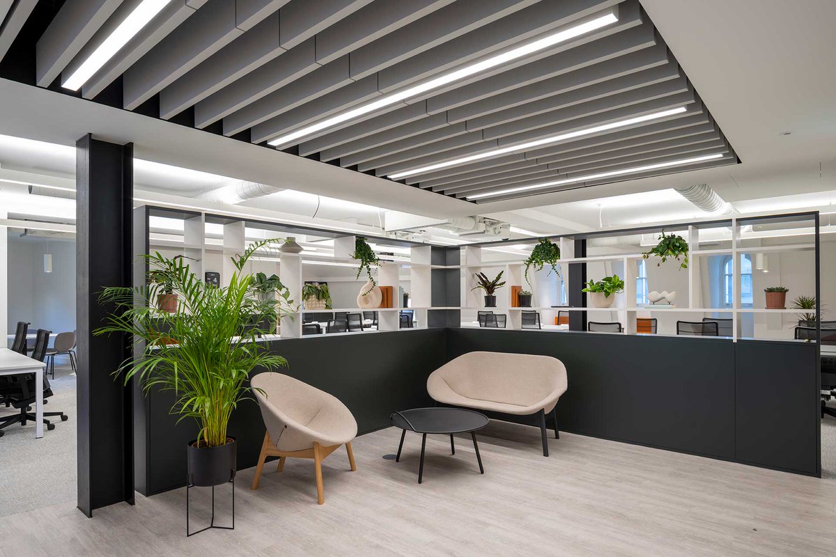 Parkeray's tweet photo. Parkeray LITE recently handed over this fantastic Cat A + project on behalf of Legal & General on level 4 of 26 Throgmorton Street with @PotterRaper, @HilsonMoran and @sketchbookMA. Congrats to all involved!
#parkeray #parkeraylite #smallworks #maincontractor #loveconstuction https://t.co/8VsVCMZnqF