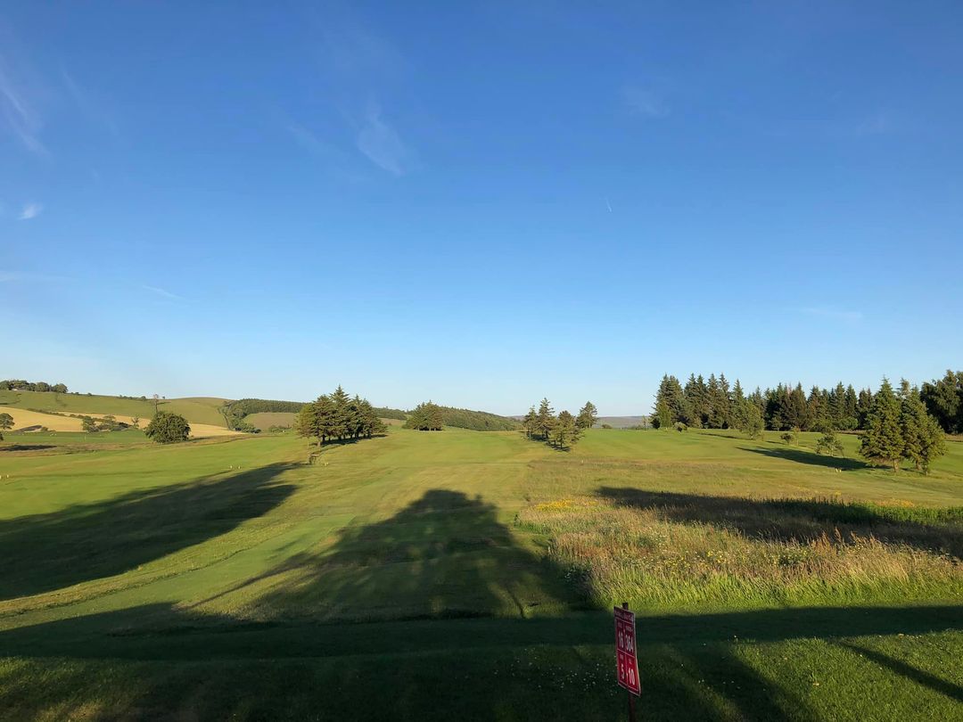 Centre0fBritain's tweet photo. Haltwhistle Golf Club and some of the best views in all of Northumberland https://t.co/oUksBp1egP