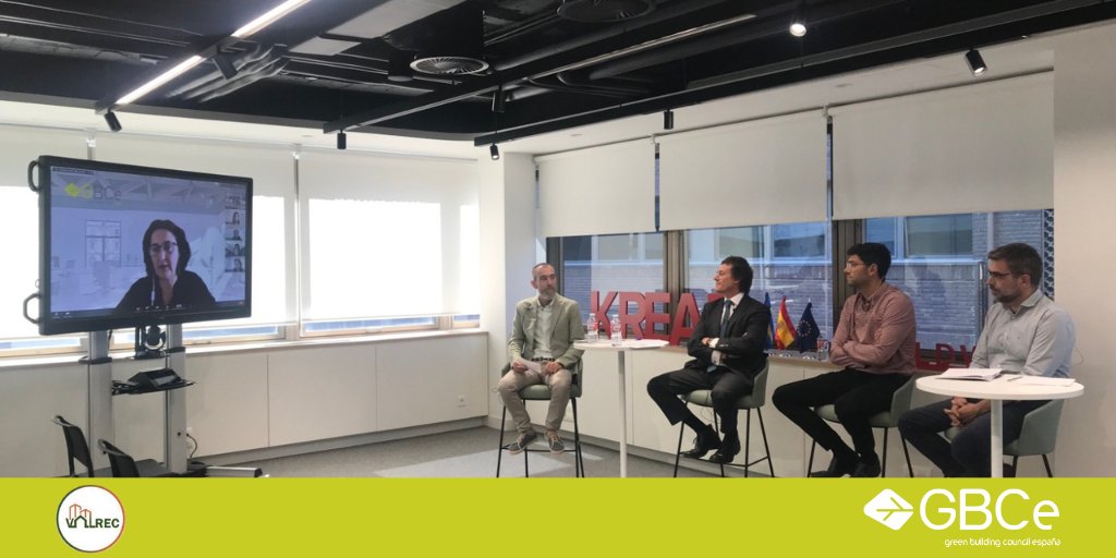 GBCEs's tweet photo. #ProyectoValrec
Alberto Silleras:, @tecnalia, considera que “es necesario dar respuesta al reto tecnológico para que esto sea rentable. El proyecto VALREC es una gran muestra de la voluntad de la Comunidad de Madrid para apoyar este desafío”.
@VALREC_ https://t.co/9DOV50gVtm