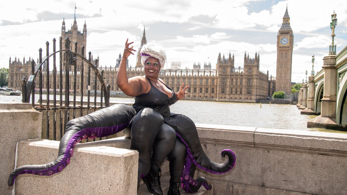 Photos: The cast of Unfortunate: The Untold Story of Ursula the Sea Witch invade London's South Bank bit.ly/3HYIyXa