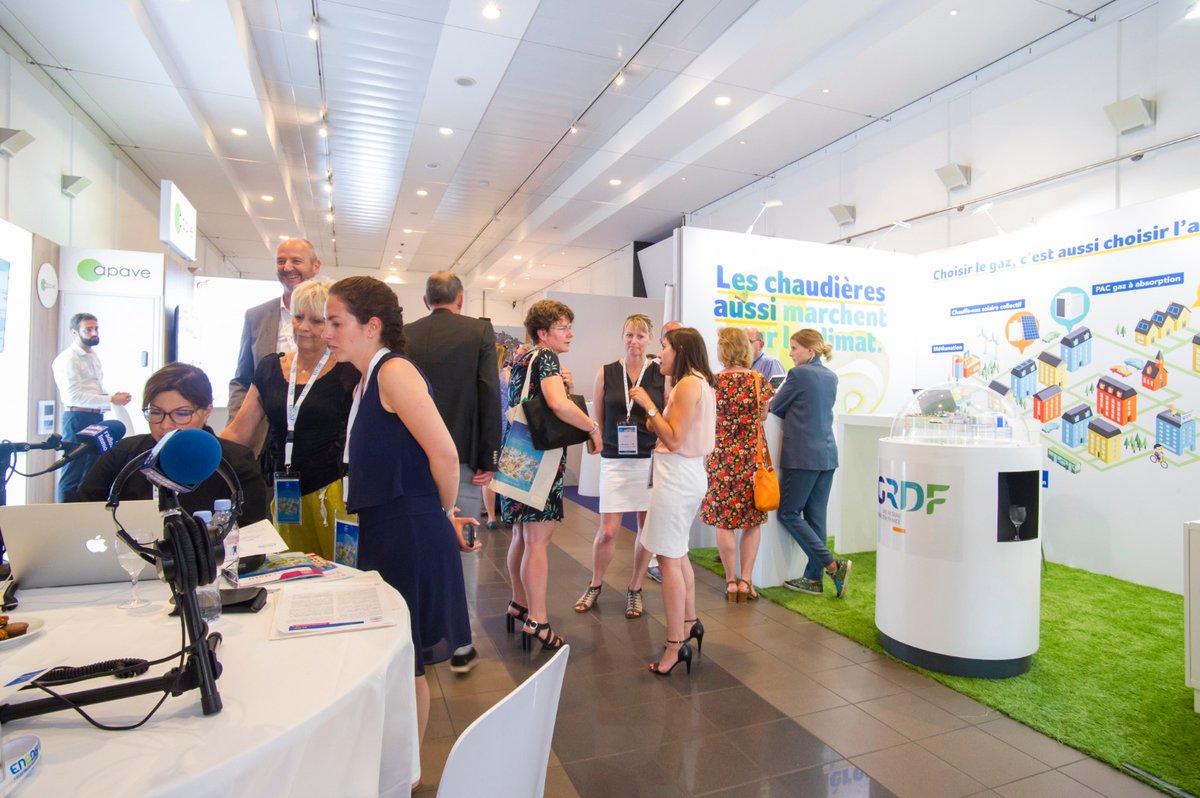 fpi_fr's tweet photo. Les 7 et 8 juillet, le 50ᵉ congrès de la FPI sera également l’occasion de bénéficier d'échanges privilégiés avec des experts de 40 sociétés sur l’Exposition technique. Une opportunité unique dans l’année de se mettre à jour sur les innovations qui font nos métiers.
#CongrèsFPI https://t.co/vd34aSPCE3