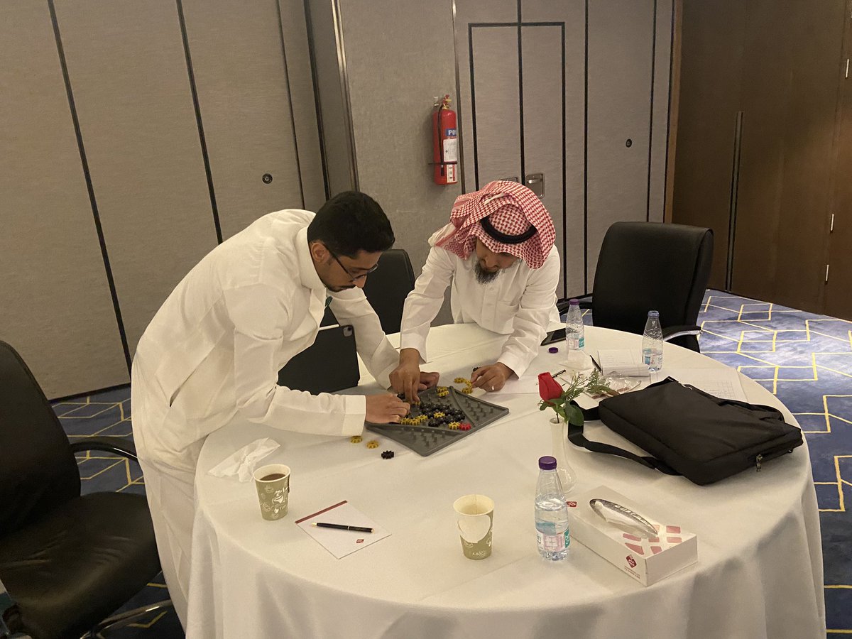 في ختام برنامجنا في #إدارة_التغيير كل الشكر والتقدير للإخوة والأخوات الحضور تفاعلهم مع البرنامج …دورة تميزت بالتنوع في الخبرات والمجالات والإبداع والنقاش المثمر بحل كثير من التحديات القادمة والشكر موصول لمنظم هذا البرنامج <a href="/RadCenterSA/">مركز راد</a> … بالتوفيق للجميع في تحدياتهم القادمة 🙏