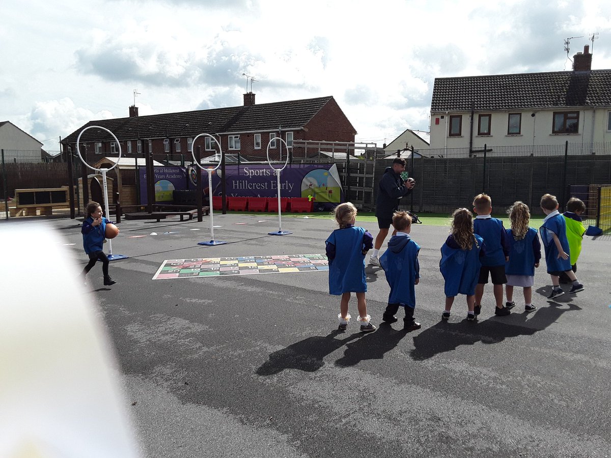 MrCommanderYr2 tweet media