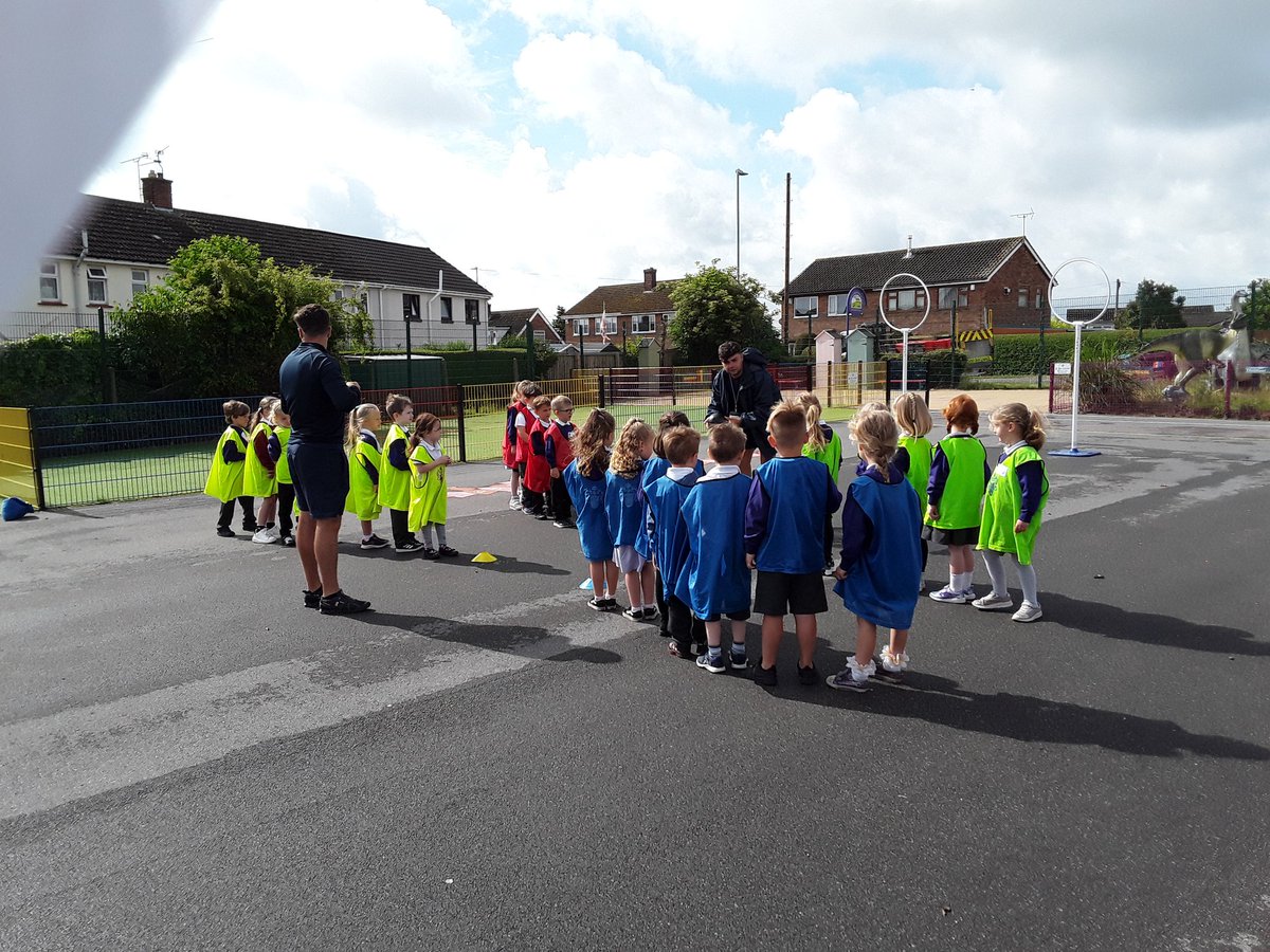 MrCommanderYr2 tweet media