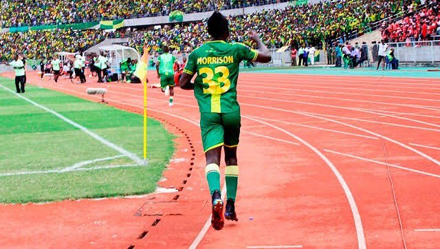 Bernard Morrison amesaini Yanga leo Juni 29, 2022. Taarifa kutoka kwa watu wa karibu ndani ya Yanga imethibisha. Morrison is GREEN &amp; YELLOW. Via <a href="/shaffihdauda1/">Shaffih  Dauda</a>