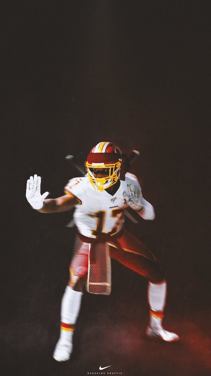 RVApointOfViews's tweet image. "NO ONE CARED WHO I WAS UNTIL I PUT ON THE HELMET” #SCARYHOUR #HTTC