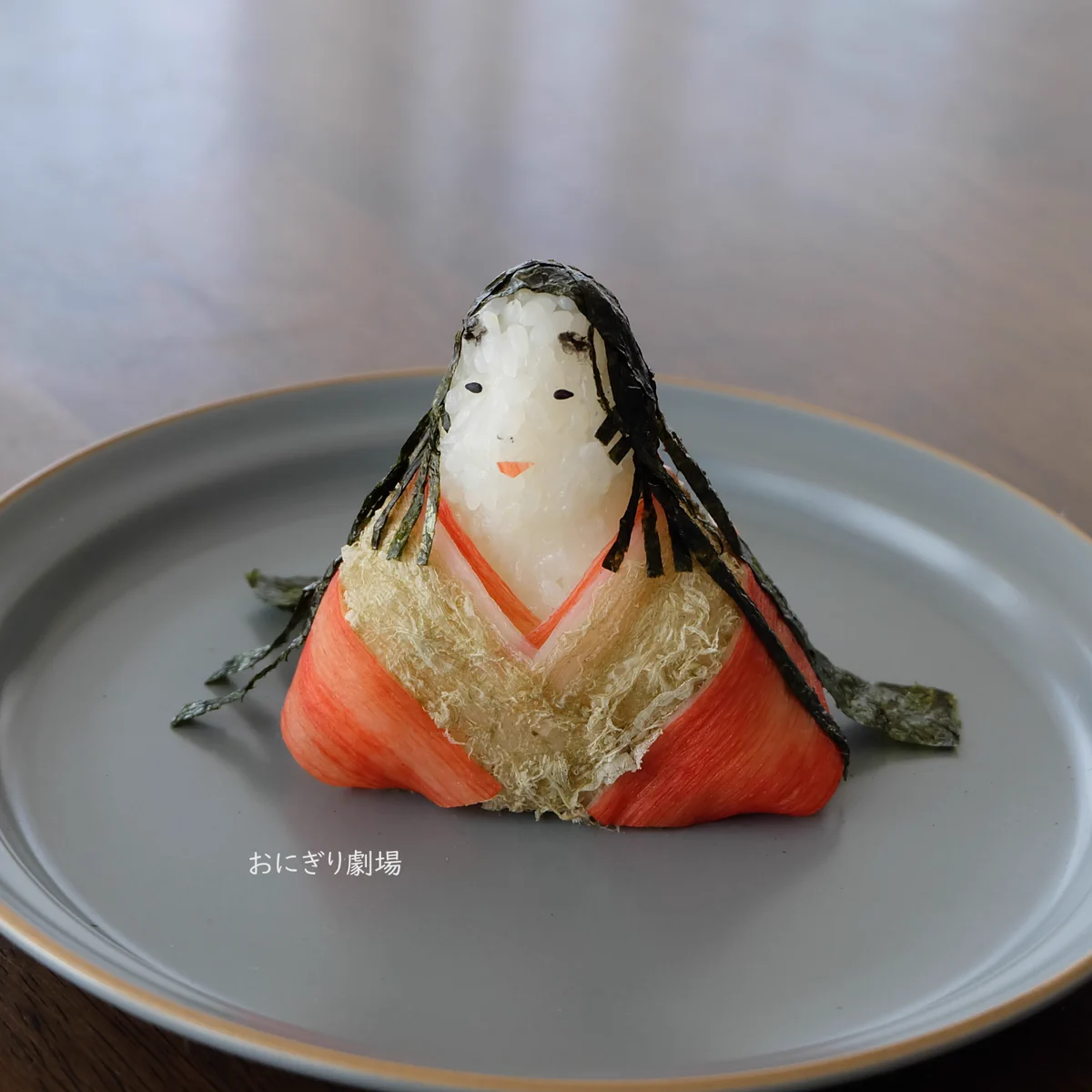 クオリティが高すぎる･･･！「清少納言」のおにぎりが話題に！