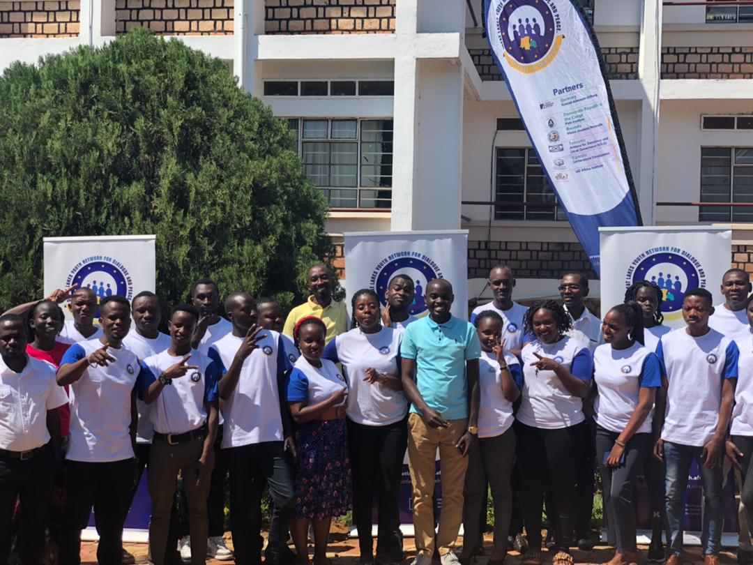 Rose Mushimiyimana (@rosemushimiyim1) on Twitter photo I am happy to be part of TOTs that are transferring gained knowledge about peace building to new youth initiatives in #Tanzania #Bukoba, thanks to organizers of <a href="/4youthdialogue/">Great Lakes Youth Network for Dialogue and Peace</a> for the given opportunity
@imyouthimpactm1 <a href="/visionjeunesse2/">Vision Jeunesse Nouvelle</a> I am happy to be part of TOTs that are transferring gained knowledge about peace building to new youth initiatives in #Tanzania #Bukoba, thanks to organizers of <a href="/4youthdialogue/">Great Lakes Youth Network for Dialogue and Peace</a> for the given opportunity
@imyouthimpactm1 <a href="/visionjeunesse2/">Vision Jeunesse Nouvelle</a>