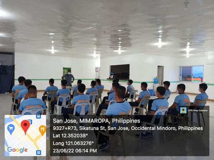RSTU4B's tweet photo. On June 23, 2022 at about 6:00 PM, NAPNCOs of PSFTP CL 2021-01 “Buklod Sansiklab” under the supervision of PLTCOL ANDRES C TEJERERO, ACOP San Jose MPS with PSSg Roger John B Aguacito, duty FTO conducted Blessed Our Cops to encourage spiritual growth of the trainees. https://t.co/uhUzKFNSwv