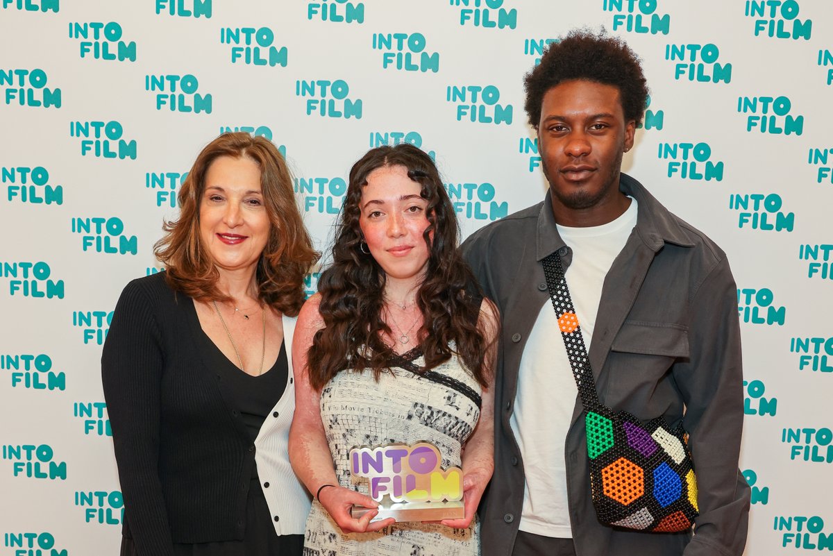 intofilm_cymru's tweet photo. Eden, 'Ones to Watch' winner with Into Film Trustee &amp; Producer Barbara Broccoli,&amp; actor #SamuelAdewunmi. 
The Award - in partnership with @BFI, showcases 3 phenomenal young people who have already achieved an incredible amount in the world of film, with Eden also receiving £1000 https://t.co/X9lw7TwlPG
