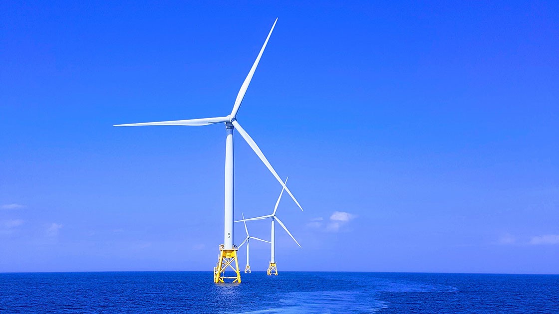 AAEnergyNews's tweet photo. Offshore wind hit a new record last year with year-on-year tripling of grid-connected power worldwide, totaling 21.1 gigawatts, according to a Global Wind Energy Council report on Wednesday. https://t.co/ErPs5U0puZ https://t.co/h2YJCdxRoH