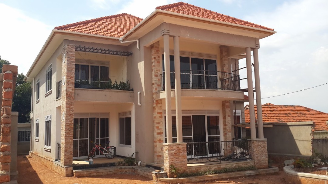 PrishaProperty1's tweet photo. Looking for the best Engineers to make your dream house, pool and other structures. We offer the best services like: 
Architectural designs 
Roofing professionals 
Residential &amp; Commercial
Swimming pool &amp; Repair 
Waterproofing experts 
Painting 
Tiling 
Land Buying &amp;Selling https://t.co/rEx7eAJ3XW