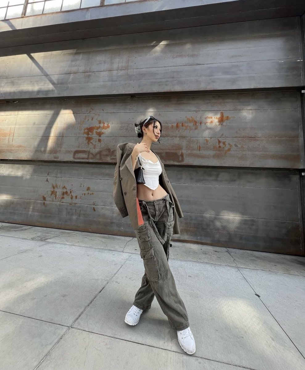 signedbywild's tweet photo. [#WILDstagram]

If you read my caption, fix your posture 

https://t.co/h8vEFVndSE
#Ryuwon #teamwild #talents #USA #instagram #WildEntertainmentGroup https://t.co/W8oY90DsNR