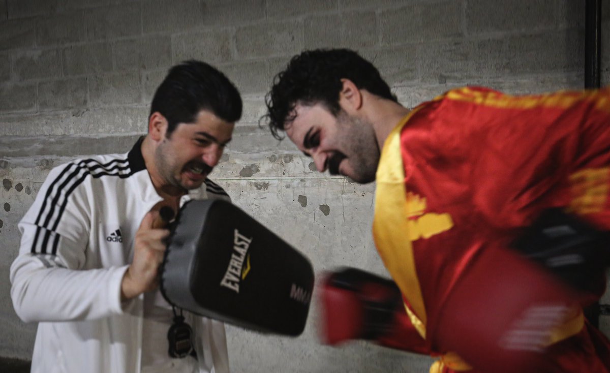 numerosprimoss's tweet photo. Este viernes 🥊 https://t.co/4yqaiTWMqu