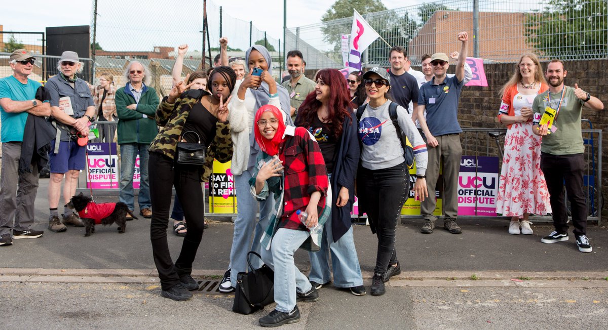 ucu's tweet photo. Staff and students were out in force at yesterday's rally against plans by @RuT_College to fire and rehire 127 members of teaching staff 📢

UCU members have voted to take 14 days strike action in August and September unless management think again ✊

#RichmondFireAndRehire https://t.co/ySp1b20yAm