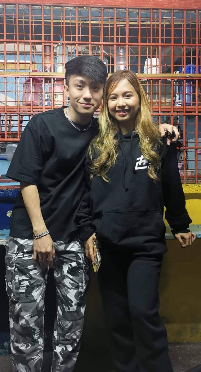 Faye_karlia's tweet photo. our KarLia 😍🥰🧡 https://t.co/uF3QarbAFW