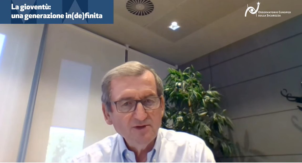 fondunipolis's tweet photo. Lavorare per il futuro attraverso un patto tra le generazioni, coltivando il valore della gioventù costruendo una strategia globale del Paese che metta al centro di tutte le politiche i giovani nella loro pluralità di genere #Stefanini #Unipolis #RapportoSicurezza https://t.co/HgJtB4MGoG