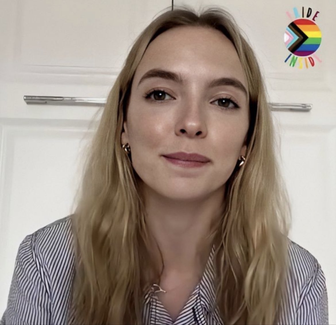 alice tweet media
