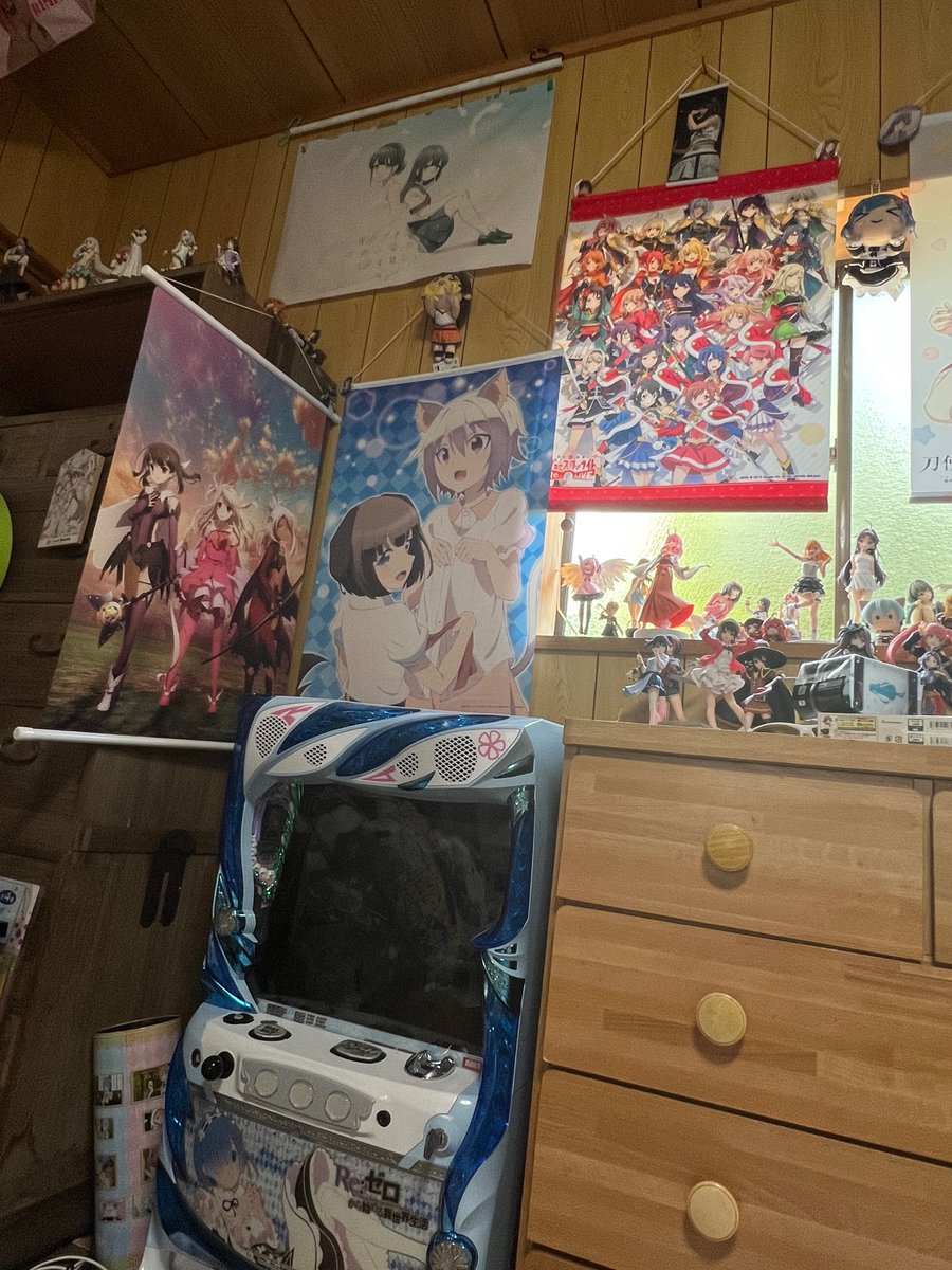 nikokotoririn's tweet photo. アイプラ立川ライブ行く前に部屋と車を綺麗にしました
車と部屋に後悔なし
コメントの方に車の全体と部屋の残りの画像あります https://t.co/IgGGvSYy88