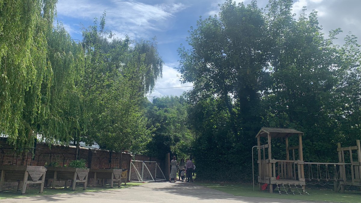 StMartinsChest2's tweet photo. End of Familiarisation Day 2 & we have a very happy New Newgate! What a wonderful head start they have had; we are so lucky to have such fabulous preschools!
#BestFriendsNursery
#GuildenSuttonNursery
#HettyPreSchool
#HooleNursery
#Jigsaw
#LittleLearners
#Overleigh
#NatureNest.. https://t.co/k9dlByXVms