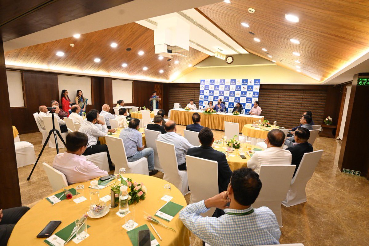 adit_cvmu's tweet image. Glimpses of “NEW INDIA FOR YOUNG INDIA: Techade of Opportunities”

Chief Guest : Shri Rajeev Chandrasekhar, Hon. Minister of State for Skill Development and Entrepreneurship &amp;amp; Electronics and Information Technology, Government of India

#cvmuniversity #cvm #adit @AICTE_INDIA