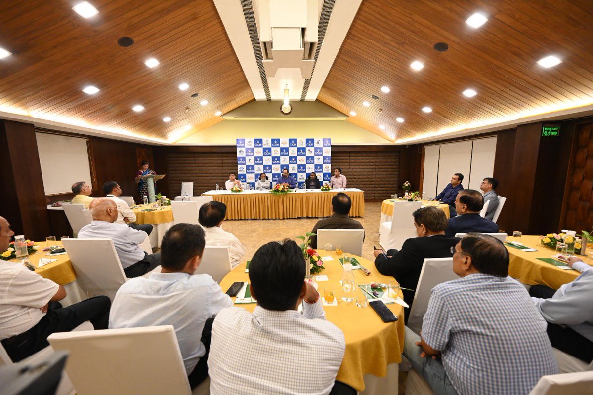 adit_cvmu's tweet image. Glimpses of “NEW INDIA FOR YOUNG INDIA: Techade of Opportunities”

Chief Guest : Shri Rajeev Chandrasekhar, Hon. Minister of State for Skill Development and Entrepreneurship &amp;amp; Electronics and Information Technology, Government of India

#cvmuniversity #cvm #adit @AICTE_INDIA