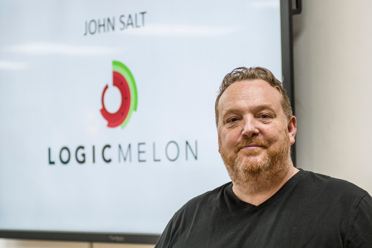 LogicMelon's tweet photo. A few snaps this week from when we attended the #UKRecruiter tech show in London. #johnsalt and friends in full flow! #ukrec_ruiter https://t.co/QWBFqnGsN5