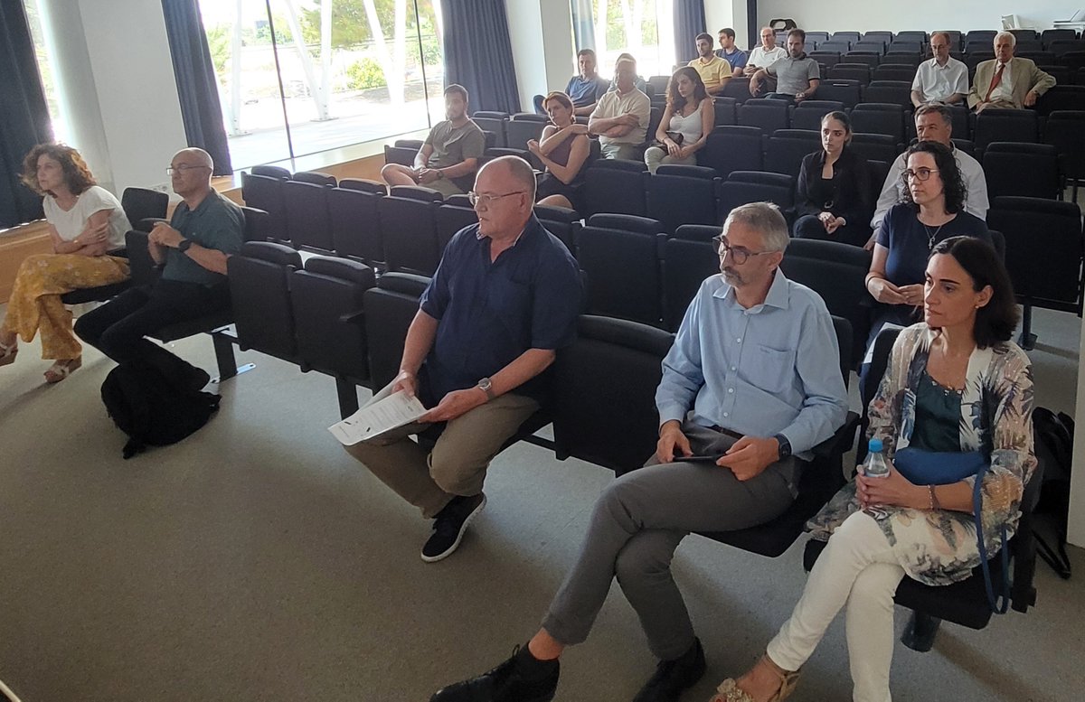 CTCAlimentacion's tweet photo. 👏Comienza el ‘Infoday’ Fomento de la Innovación en el Sector Agroalimentario’ 

Bienvenida  de Pablo Flores, director del Centro investigador

Damos a conocer las capacidades investigadoras 
del CTNC para ayudarte a desarrollar tus proyectos https://t.co/4UXWnMslP3
