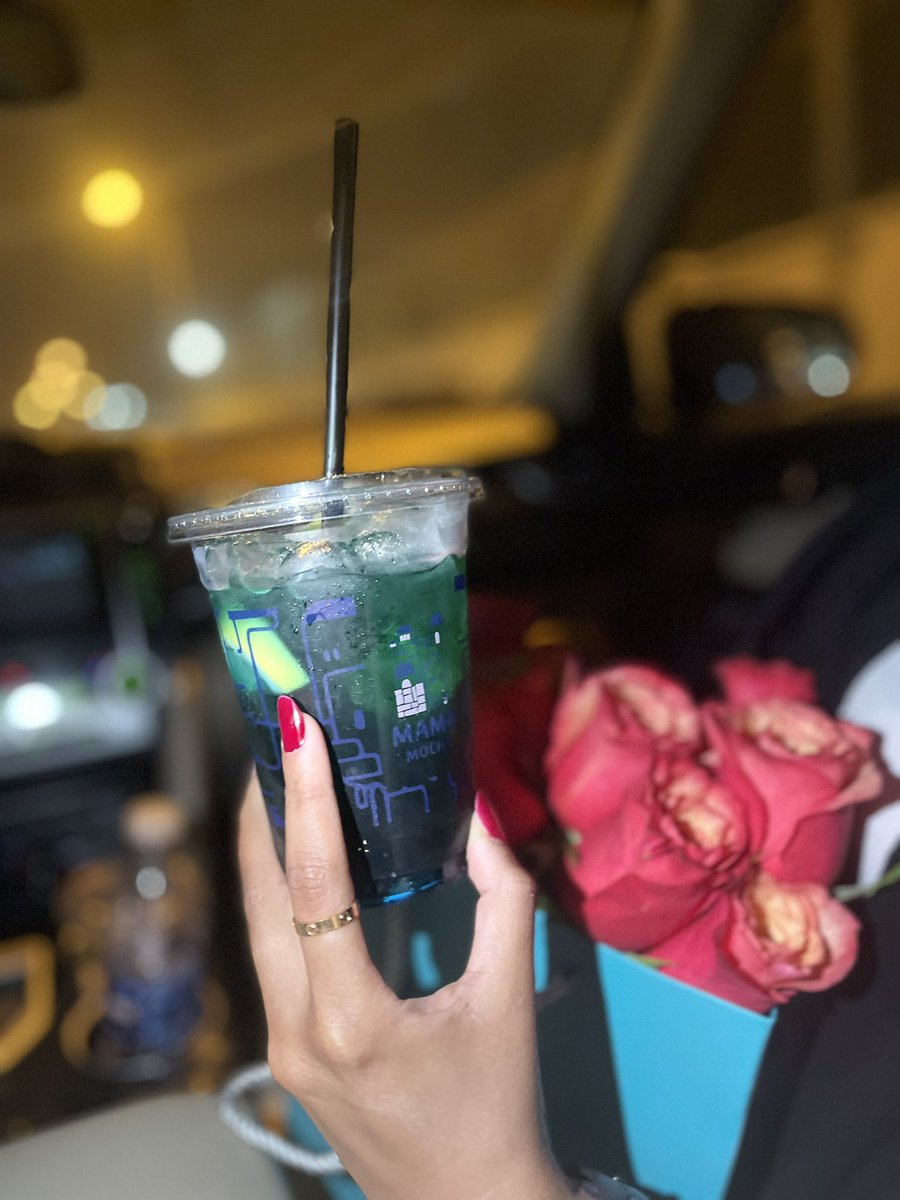 لا أميلُ إلى الكَثْرة
اللهم القليل الصَّادق من كلّ شَيءٍ !"🌸💗
