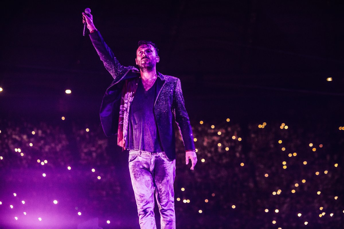 Live Nation Italia (@livenationit) on Twitter photo Ieri sera all’Olimpico eravate più di 57.000, e vi abbiamo sentito uno per uno. Grazie Roma ❤️🔥
Il gran finale del tour si avvicina! Il leggendario Autodromo Enzo e Dino Ferrari di Imola ti aspetta, <a href="/CremoniniCesare/">Cesare Cremonini</a> 🏎
#CremoniniStadi2022
📸 <a href="/kimmika/">Kimberley Ross</a> Ieri sera all’Olimpico eravate più di 57.000, e vi abbiamo sentito uno per uno. Grazie Roma ❤️🔥
Il gran finale del tour si avvicina! Il leggendario Autodromo Enzo e Dino Ferrari di Imola ti aspetta, <a href="/CremoniniCesare/">Cesare Cremonini</a> 🏎
#CremoniniStadi2022
📸 <a href="/kimmika/">Kimberley Ross</a>