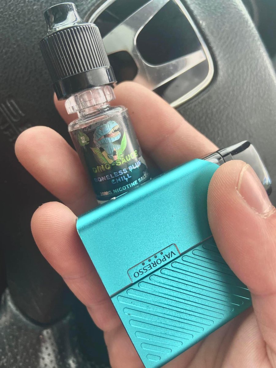 Loving a bit of boneless blue chill with the Xros nano #DinoSauce #vaporesso. Boneless Blue Chill – A strong hit of dark berry and candy berry fruits with a blast of cold menthol and aniseed.