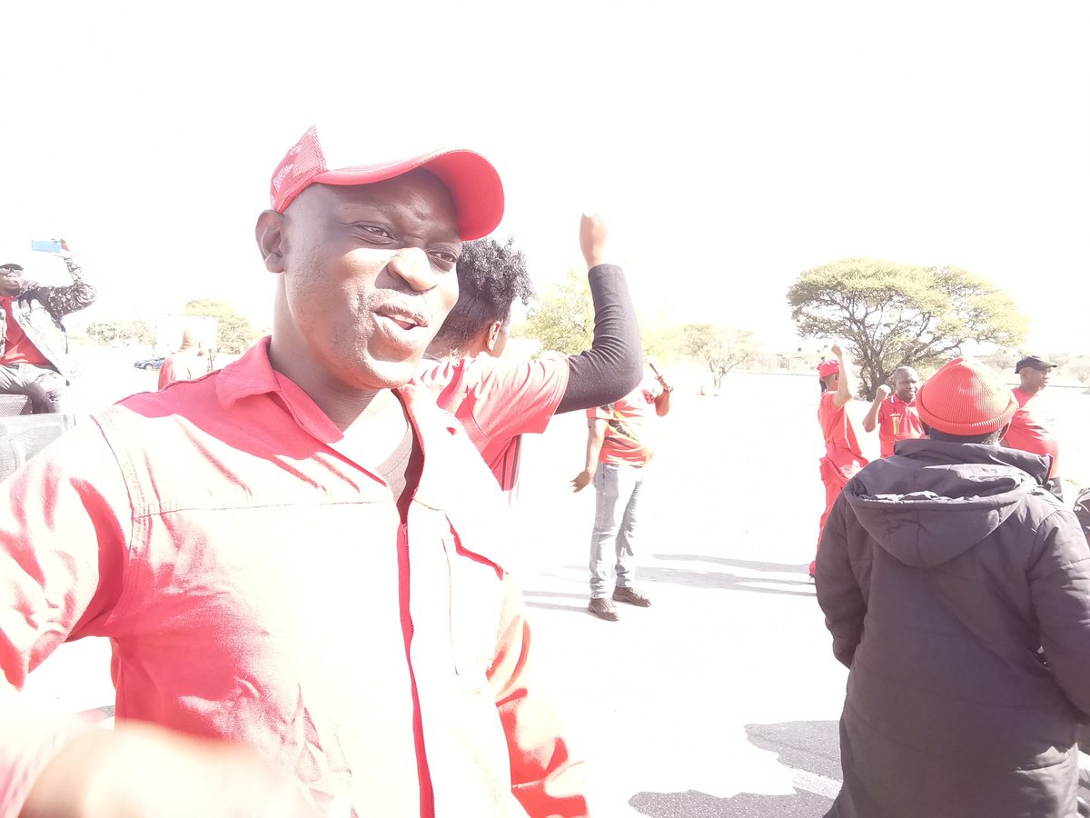 Samrat_Riba's tweet photo. #ImpalaMustFall

@ShakesBotswe1 @KBabuile @HhMkhaliphi https://t.co/r58G8Xfoxq