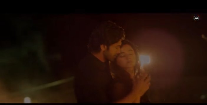 WHAT A SWEET🍓 YET HOT CHEMISTRY💕🖤 #HellyShah #TahaShah #HellyKeLog #HellyHolics <a href="/OfficialHelly7/">HELLY</a>