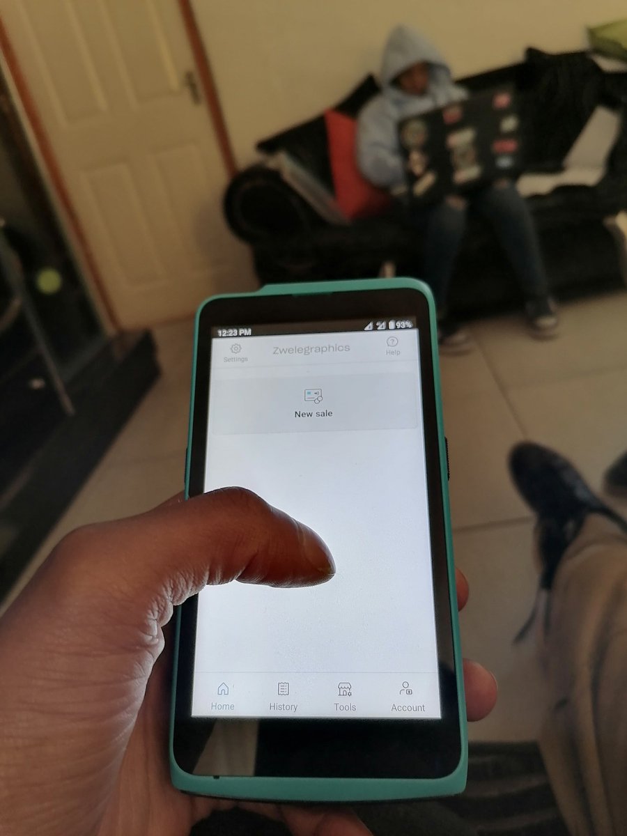DaBeatMason's tweet photo. Let's get this money... And here's a link below to order your hustle's own card machine and start transacting #ReferToYoco #YocoXLaduma #RiseTheUnderdog @ZweleGraphics @Yoco_ZA https://t.co/01DyKuWuND https://t.co/FoFEfoZhHy