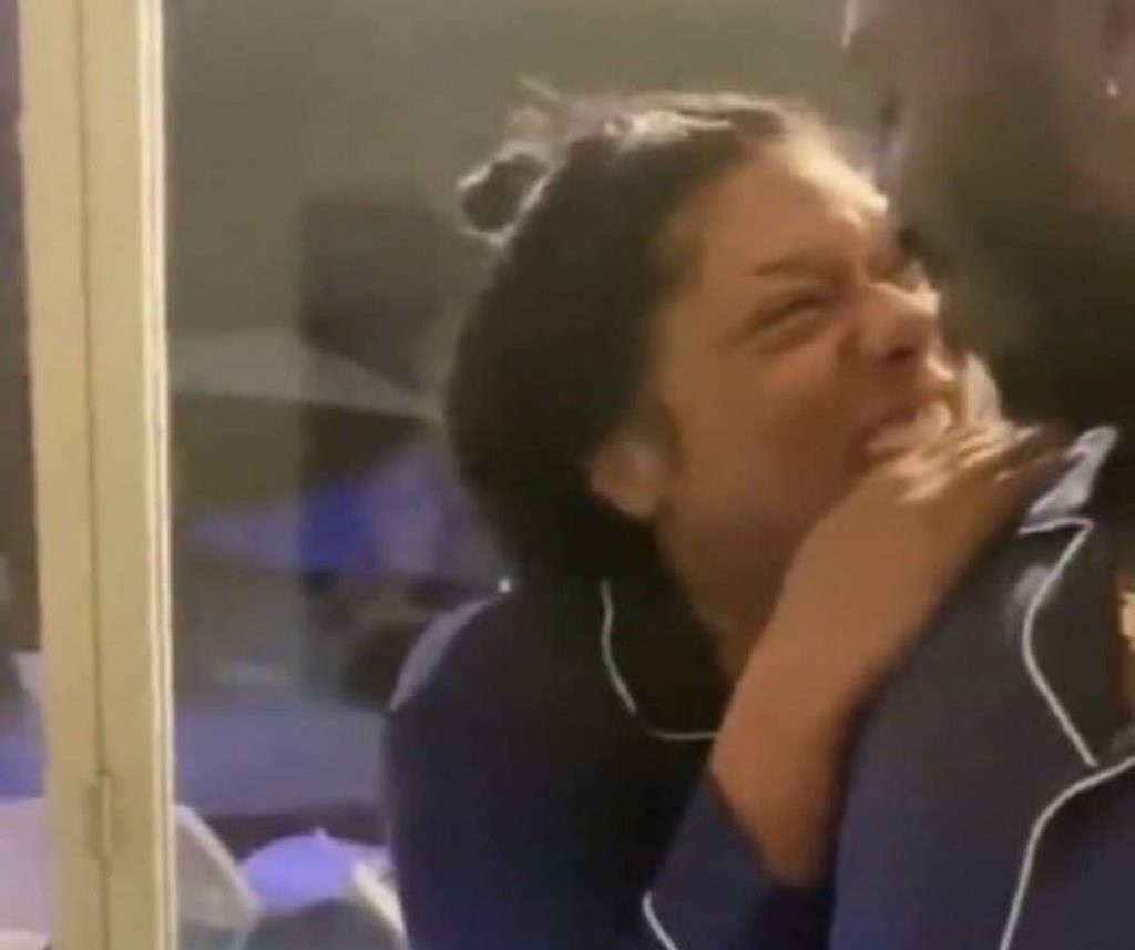 bee (@syrebee) on Twitter photo 2022-06-29 11:24:52 All Danica needed was a pep talk from Ekin and she gave the performance of a lifetime. I have to stan! #LoveIsland All Danica needed was a pep talk from Ekin and she gave the performance of a lifetime. I have to stan! #LoveIsland