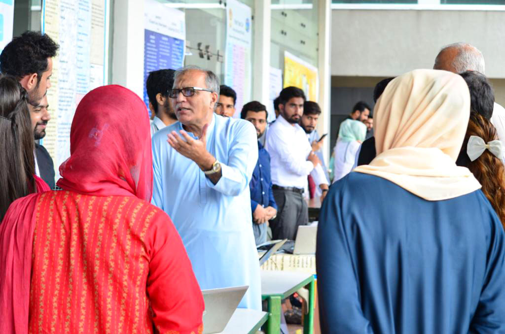 studyatgiu's tweet photo. "Open House 2022" Heald at The Green International University Lahore 
#Giu #CsDepartment #projects #openhouse2022 #studentswork #lahore https://t.co/tAyYDtsOd7