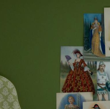 From a sprawling rural lawn dotted with wildflowers...