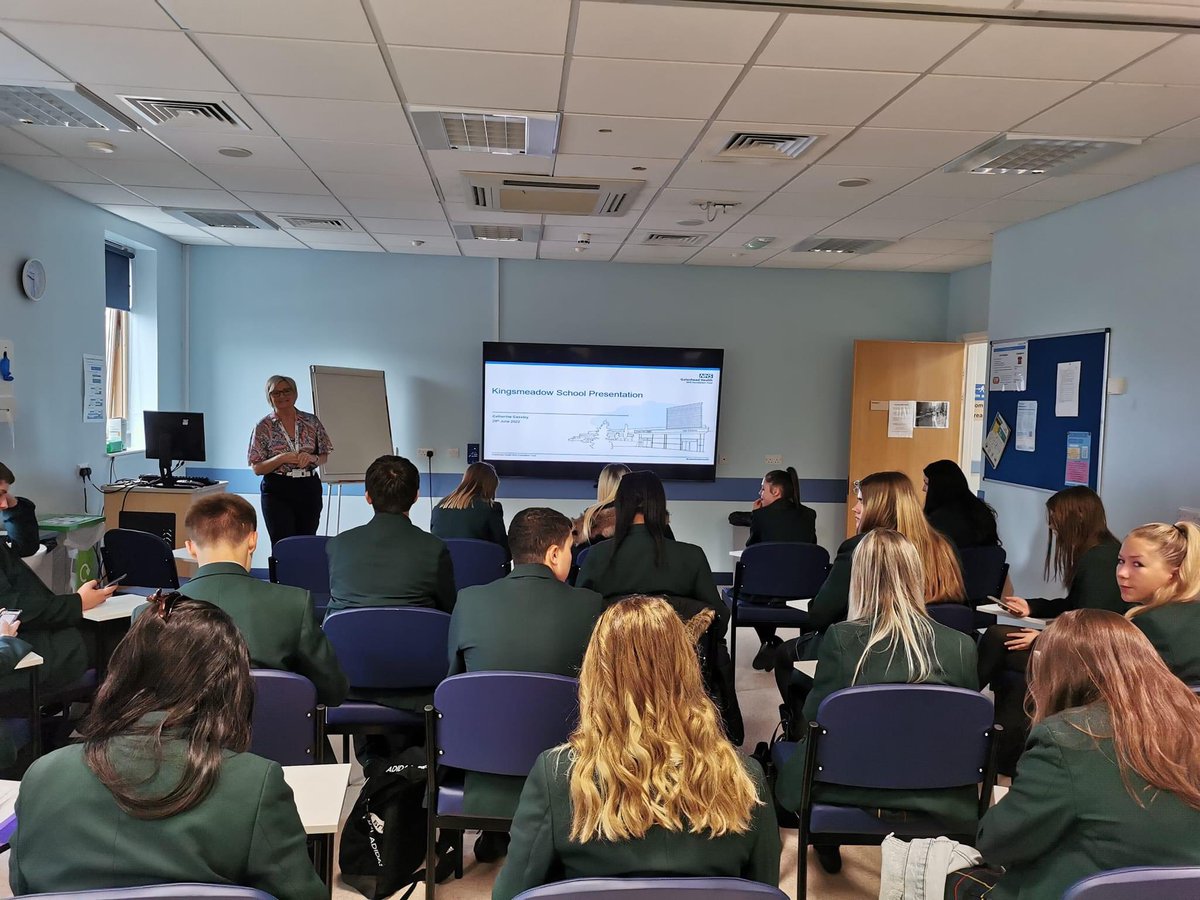 Today we welcome the Learning and Development Team who are hosting a visit from pupils and staff from Kingsmeadow Comprehensive School who are spending the day in the Trust to learn more about the different job roles and opportunities in the NHS #collab #futureworkforce #LandD