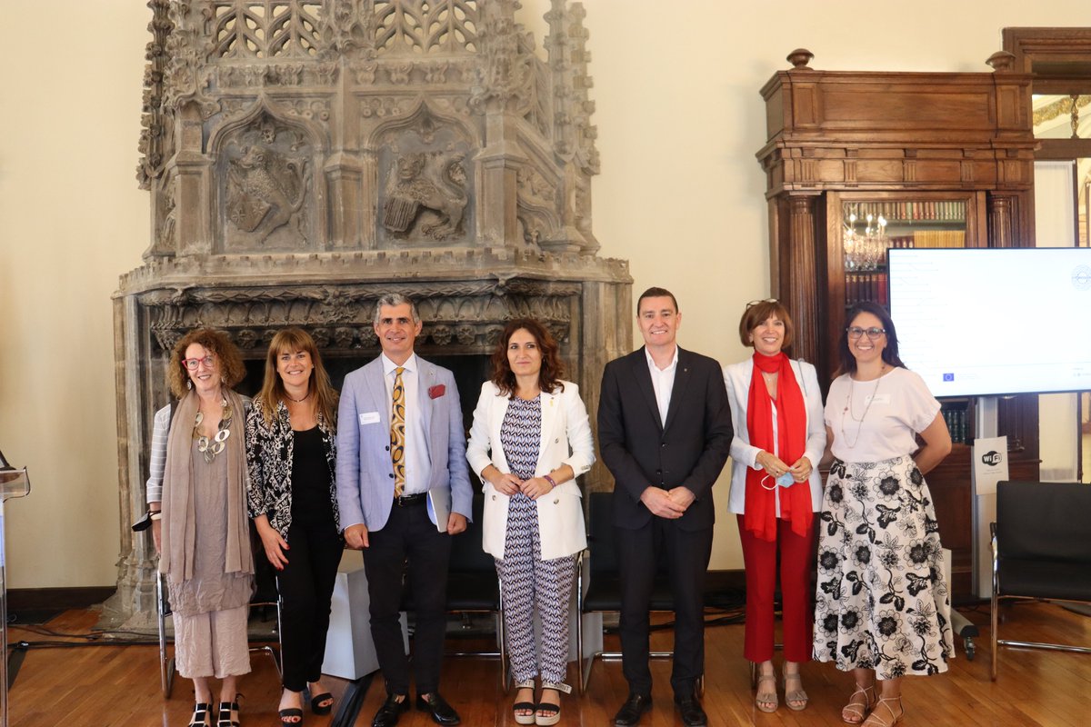 DT4REGIONS (@dt4regions) on Twitter photo We were delighted to have with us <a href="/LauraVilagra/">Laura Vilagrà Pons</a>, Minister of the Presidency <a href="/govern/">Govern de Catalunya</a>, offering closing remarks to the #DT4RBCN special session. Thank you <a href="/gencat/">Generalitat de Catalunya</a>! We were delighted to have with us <a href="/LauraVilagra/">Laura Vilagrà Pons</a>, Minister of the Presidency <a href="/govern/">Govern de Catalunya</a>, offering closing remarks to the #DT4RBCN special session. Thank you <a href="/gencat/">Generalitat de Catalunya</a>!