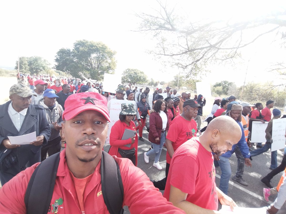 Samrat_Riba's tweet photo. Capitalist Class must fall, we want the dictatorship of the proletariat #ImpalaMustFall
@ShakesBotswe1 @KBabuile @HhMkhaliphi https://t.co/z9I2aT0Mge