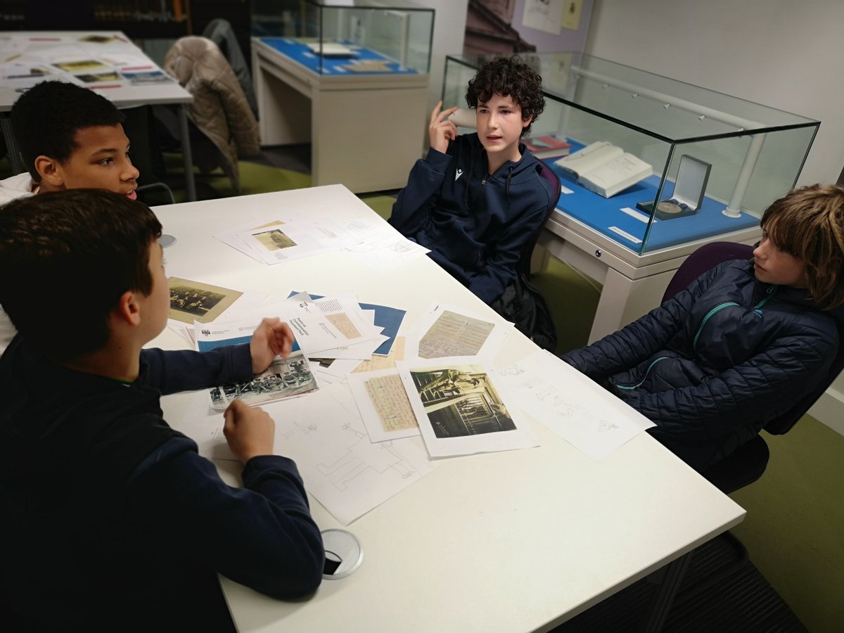 Poetry as Commemoration (@poetrypac) on Twitter photo 📆We are scheduling lots more school workshops for Sept-Dec 2022. Get in touch to host one at your school! poetryascommemoration@ucd.ie
More info: bit.ly/3AimLrX
<a href="/poetryireland/">Poetry Ireland / Éigse Éireann</a>
<a href="/UCDLibrary/">UCD Library</a>
@DeptCulturelRL 📆We are scheduling lots more school workshops for Sept-Dec 2022. Get in touch to host one at your school! poetryascommemoration@ucd.ie
More info: bit.ly/3AimLrX
<a href="/poetryireland/">Poetry Ireland / Éigse Éireann</a>
<a href="/UCDLibrary/">UCD Library</a>
@DeptCulturelRL