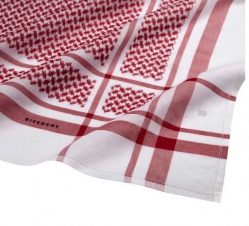 view_int's tweet photo. اقوى عروض اشمغه جيفنشي لفترة محدودة 

اسعار مميزة وكمية محدودة 

للمزيد زوروا متجرنا الالكتروني 👇🏻👇🏻👇🏻
#عروض #عروض_العيد 

https://t.co/uLU6Qm3i2E https://t.co/gIL1LweMPe