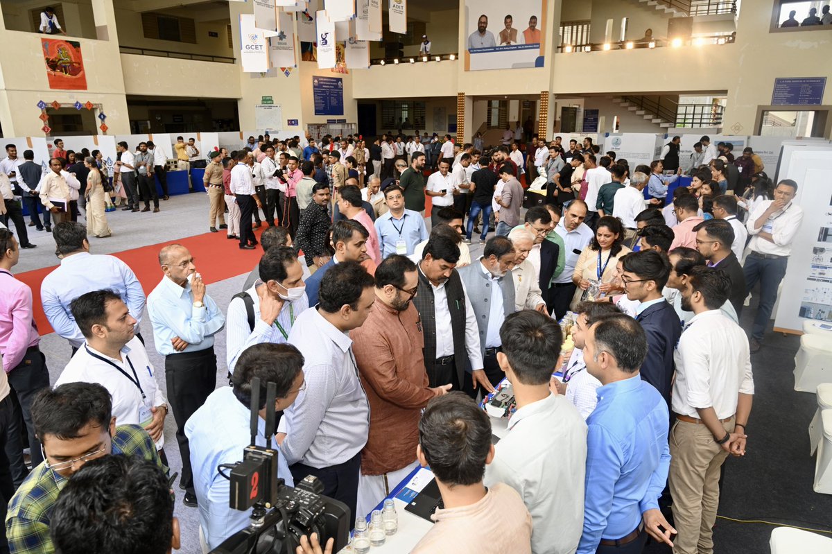 adit_cvmu's tweet image. 