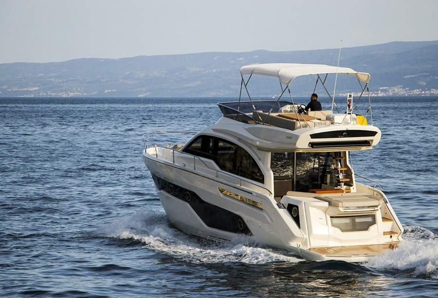 Croatia_Charter's tweet image. Explore our special summer offer for CRANCHI E 52 F EVOLUZIONE:

👉 from July 9 to July 16 for 14.040€
🔗 bit.ly/CranchiE52

Contact us for more:
📲+385992165500
📧booking@croatiacharter.com

#CroatiaCharter #SailingCroatia #DiscoverAdriatic