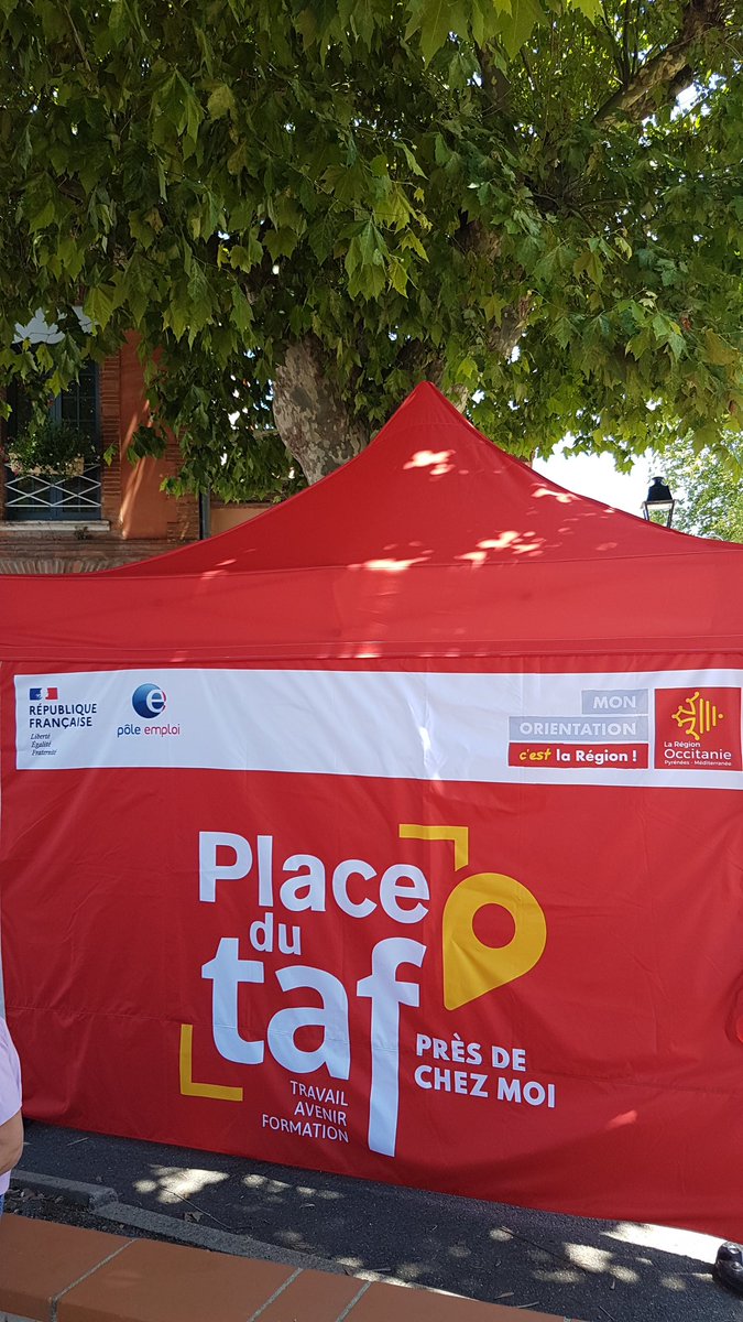 Place du TAF à #Cintegabelle aujourd'hui. Entreprises,  organismes de #formations accompagnent les candidats. #decouverte des métiers, #jobdating
<a href="/senat_annick/">annick sénat</a> <a href="/ccarol_emploi/">Christophe Carol</a> <a href="/Thierry_Lemerle/">Thierry Lemerle</a> @Poleemploi_oc