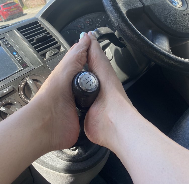 Meet Brittany, a young size 4 car enthusiast! DM for more #feet #sellingcontent #onlyfans #feetfethish #feetpics