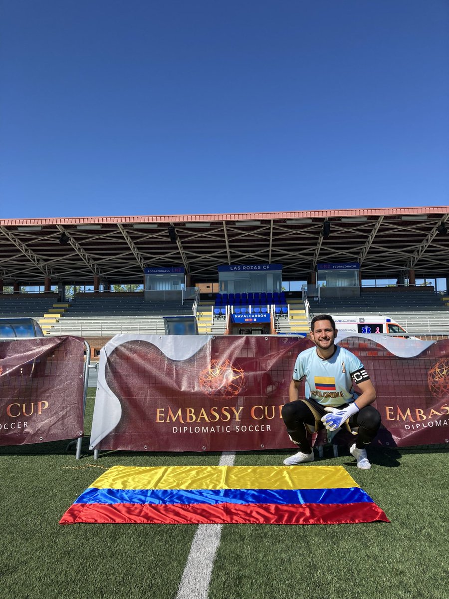 DanielGCalvo8's tweet photo. ¡Y se dejó el nombre del país en alto!
Gracias por tanto fútbol 😍🏅
#EmbassyCup https://t.co/5auMmExjzs