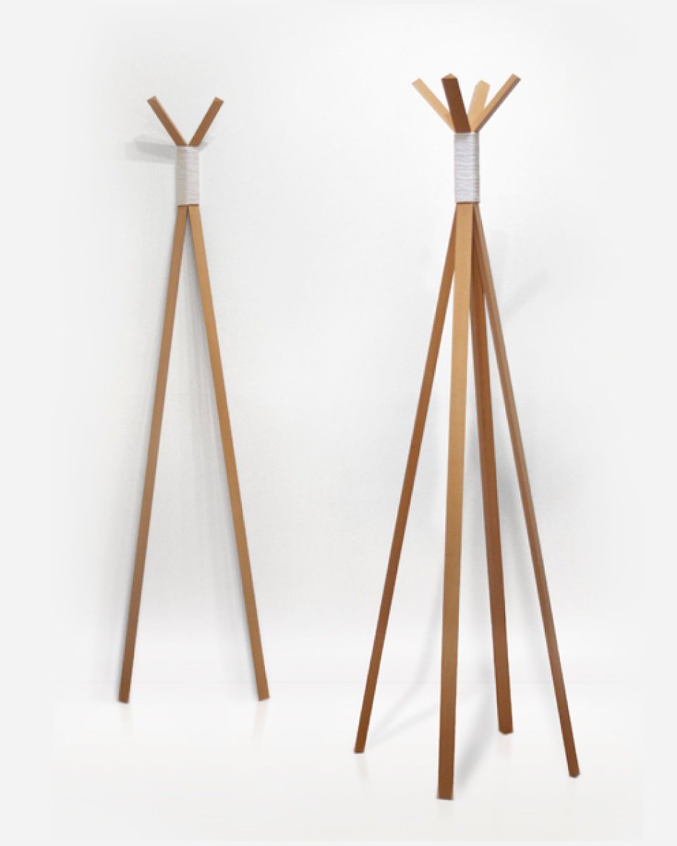 ValenciaDesignF's tweet photo. @CuldeSac_es @LuisOdosdesign @gandiablasco @Marsetbcn @nudegeneration @centredelcarme @habitatvalencia @Axalta @ConsorcioMuseos This exhibition reviews those designs and designers who, after being present at the NUDE Show, made the leap to the industry with objects that are now in our imagination. 

More examples 👇 #WorldIndustrialDesignDay https://t.co/v5SOaA7BLN