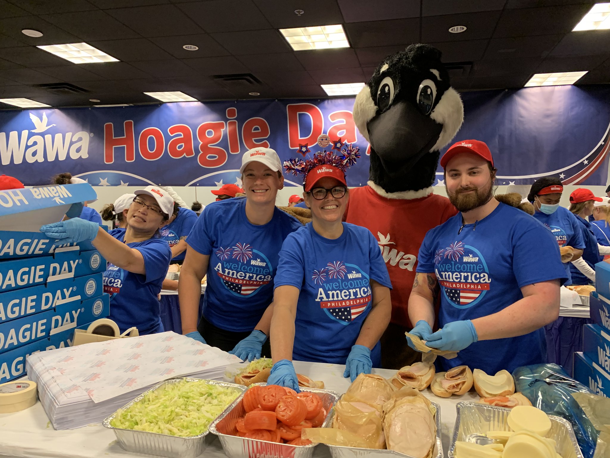 Wawa on Twitter "Currently building an 8ton Hoagie for Wawa Hoagie
